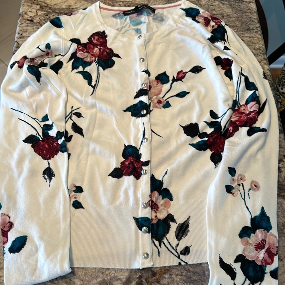 WHBM Women’s long sleeve cardigan sweater with snap buttons